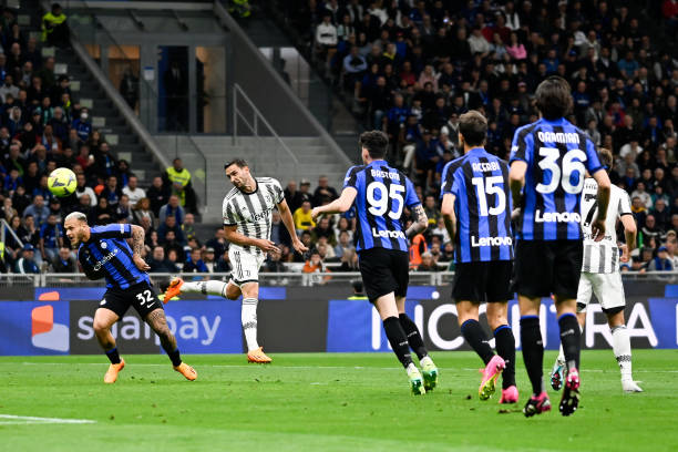 现吸引了众 现吸引了众